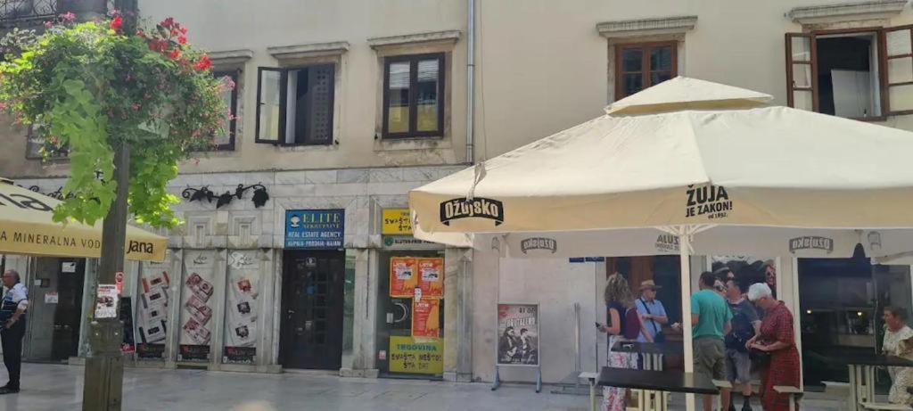 Apartman Julija 1 Rijeka Exterior photo